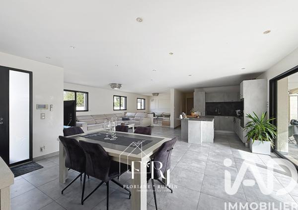 Maison à vendre 5 pièces 155 m² Bédarrides