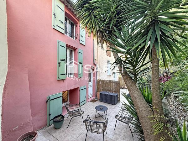 Charmante Maison de Village sur Magalas 3 chambres, Garage et cour extérieure