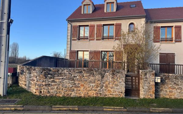 Maison à vendre    5 pièces • 119,70 m2 Gometz-la-Ville