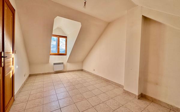 Maison à vendre    5 pièces • 119,70 m2 Gometz-la-Ville