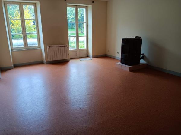 Maison à vendre à Saint-Hilaire-de-Villefranche en Charente-Maritime (17770), ref : 021/1885