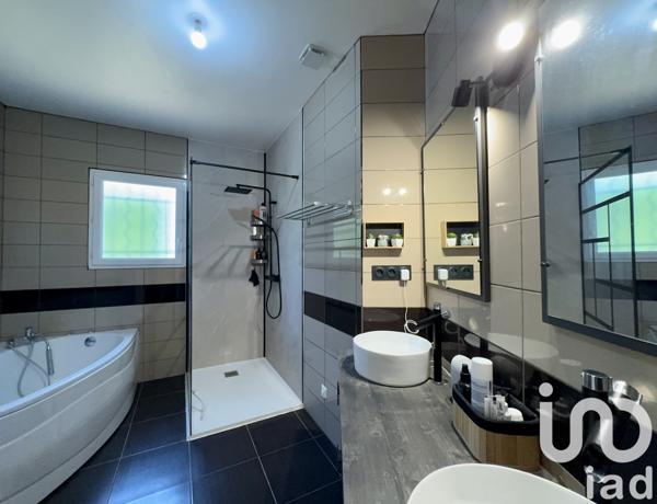 Maison à vendre 4 pièces 102 m² Lacourt-Saint-Pierre