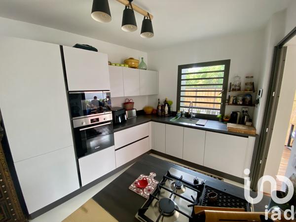 Maison à vendre 4 pièces 96 m² L'Étang-Salé