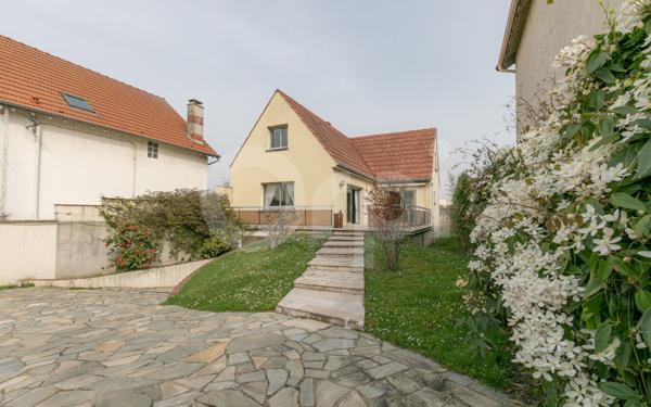 Maison à vendre    5 pièces • 120 m2 Champs-sur-Marne