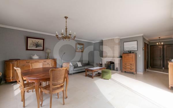 Maison à vendre    5 pièces • 120 m2 Champs-sur-Marne