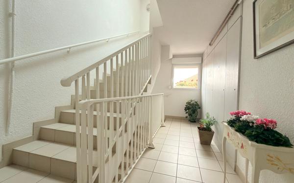 Appartement à vendre    2 pièces • 50 m2 Heillecourt