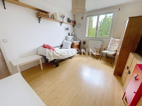 A vendre Appartement de 2 pièces de 40 m2 aux Clayes Sous Bois - Quartier centre ville