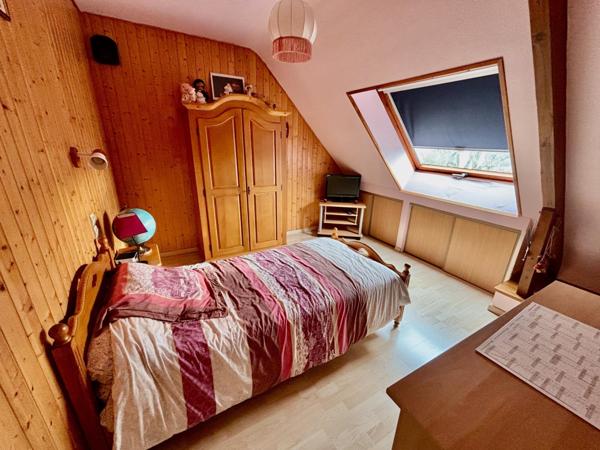 Maison à LE VAL-SAINT-PERE, 50300 - 7 pièces 150m²