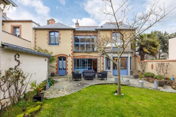 HYPER CENTRE AU CALME