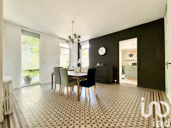 Maison à vendre 8 pièces 238 m² Roncq