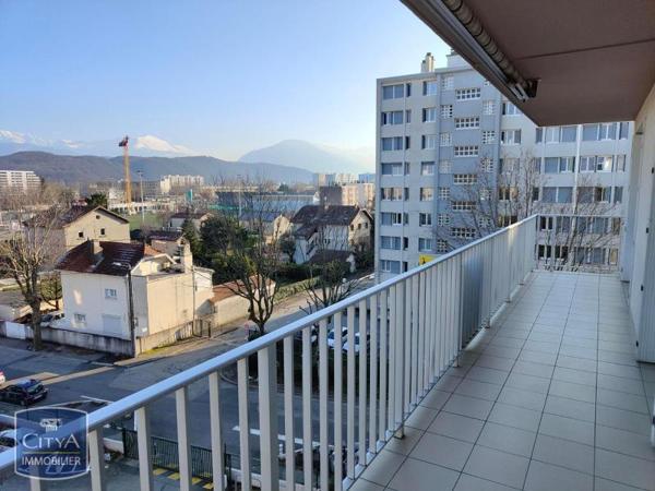 Location appartement 3 pièces de 83.77m²