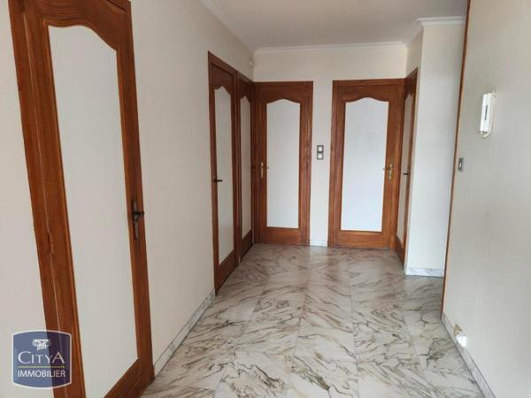 Location appartement 3 pièces de 83.77m²