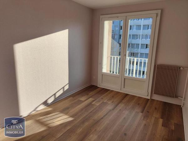 Location appartement 3 pièces de 83.77m²