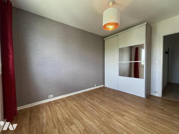 Appartement avec balcon et cellier