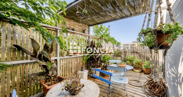 À vendre Appartement 3 pièces 65.68 m² - Bordeaux 33100