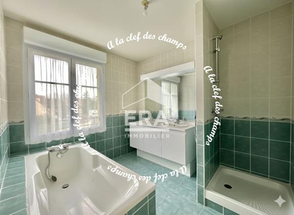 Maison Les Molieres 8 pièce(s) 176.6 m2