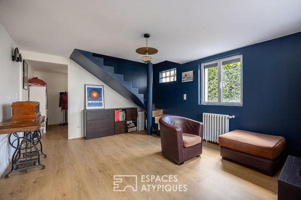 Maison rénovée avec jardin et dépendances