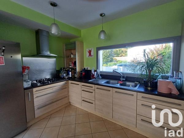 Maison à vendre 6 pièces 131 m² Saint-Sébastien-sur-Loire