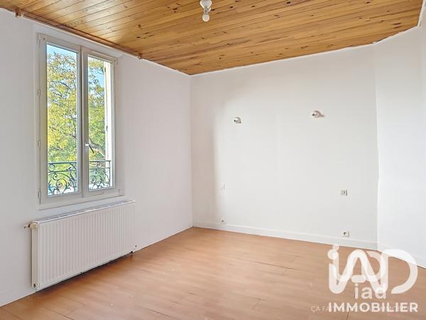 Maison à vendre 3 pièces 74,5 m² Saint-Julien-du-Sault