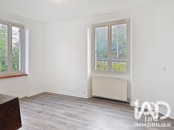 Maison à vendre 3 pièces 74,5 m² Saint-Julien-du-Sault