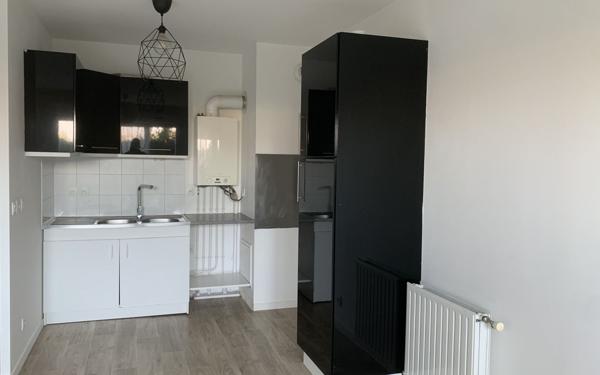 Appartement à louer    3 pièces • 60,70 m2 Brie-Comte-Robert