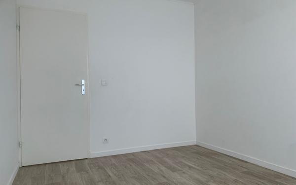 Appartement à louer    3 pièces • 60,70 m2 Brie-Comte-Robert