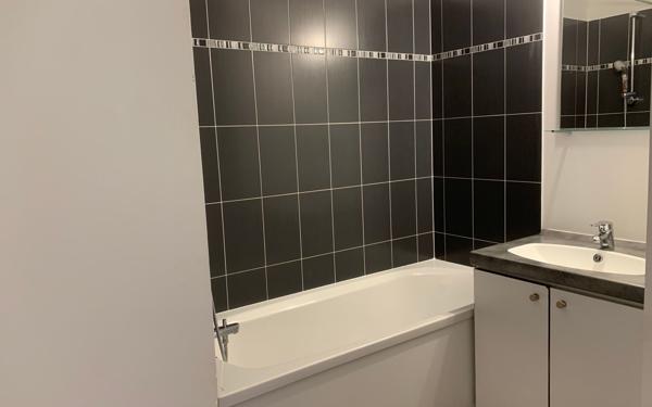 Appartement à louer    3 pièces • 60,70 m2 Brie-Comte-Robert