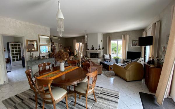 Maison à vendre    5 pièces •  Les Mathes