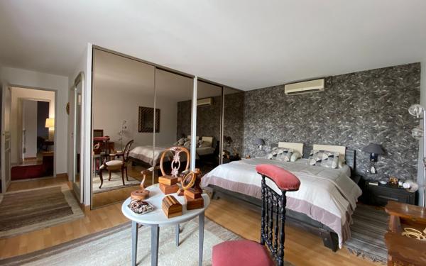 Maison à vendre    5 pièces •  Les Mathes