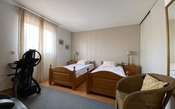 Maison à vendre    5 pièces •  Les Mathes