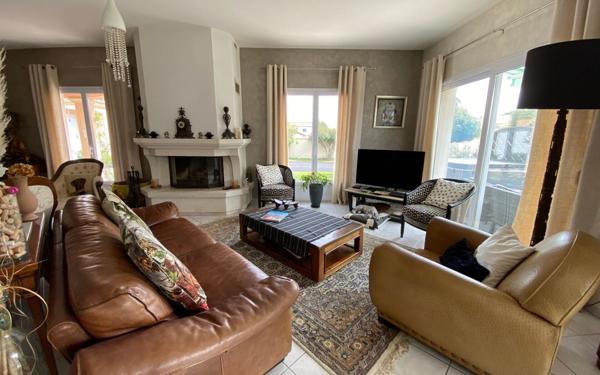 Maison à vendre    5 pièces •  Les Mathes