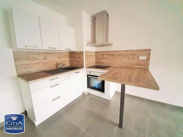 Appartement à louer 2 pièces 41.76m² Clermont-Ferrand (63000)