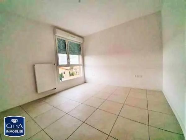 Appartement à louer 2 pièces 41.76m² Clermont-Ferrand (63000)