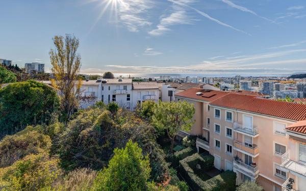 Appartement à vendre    4 pièces • 110 m2 Nice