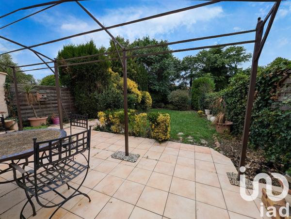 Maison à vendre 4 pièces 117 m² Châteaubernard