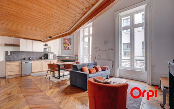 Appartement à vendre    2 pièces • 58,15 m2 Lyon 2