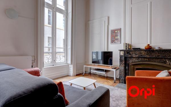 Appartement à vendre    2 pièces • 58,15 m2 Lyon 2
