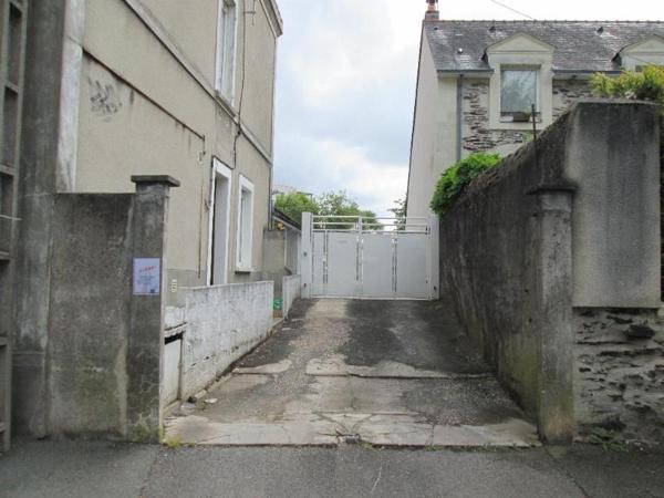 Location parking Angers (49)