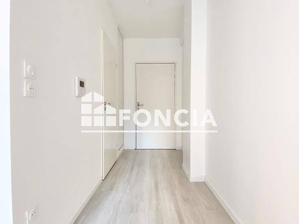 Location Studio 18.52 m² - 5 PLACE EUGENE ROLLAND Metz 57000