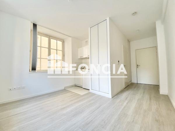Location Studio 18.52 m² - 5 PLACE EUGENE ROLLAND Metz 57000