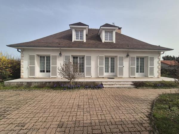 Maison à vendre |  Montluçon |  7 pièces | 137 m²