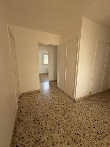 Résidence LES BOULEUX BAT B - F4 au 3ème étage d'un immeuble sécurisée