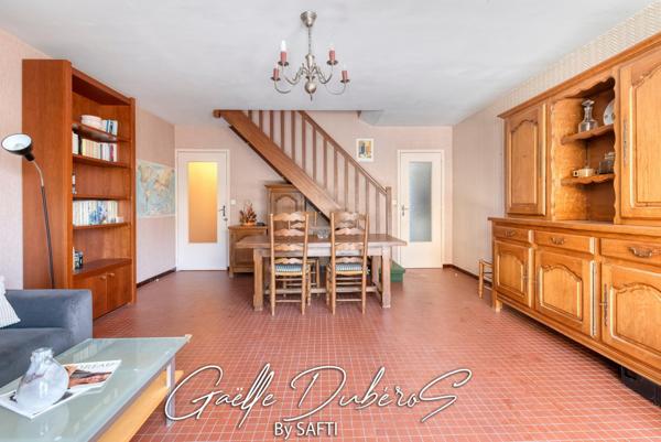 Charmante maison 4 chambres avec grand garage***Pré visite 3D disponible sur demande***