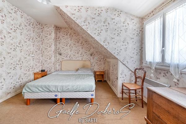 Charmante maison 4 chambres avec grand garage***Pré visite 3D disponible sur demande***