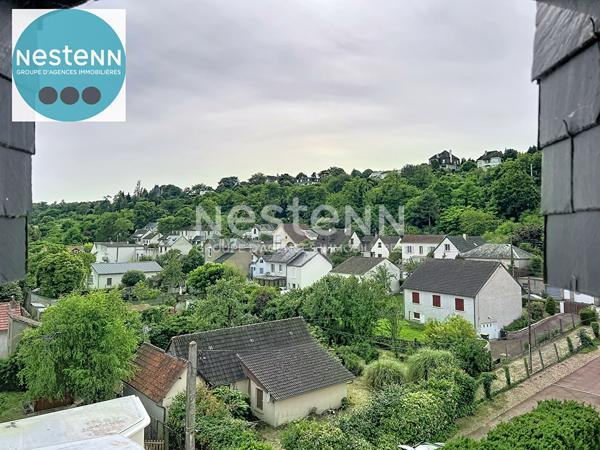 Rare à la vente ? Appartement 5 pièces lumineux avec vue imprenable sur la Loire terrasse.