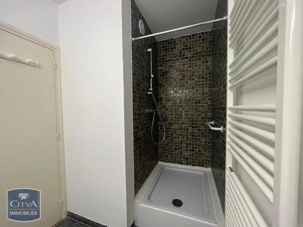 Appartement à louer 5 pièces 101.47m²