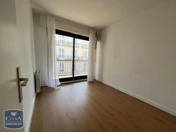 Appartement à louer 5 pièces 101.47m²