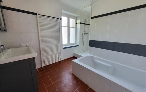 Vente Villa Avec très beau terrain Chalamont   