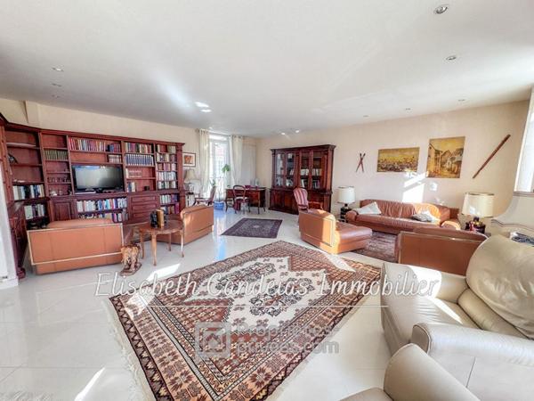 Superbe appartement bourgeois en duplex - Centre FOIX