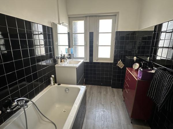 Maison quartier administratif / Maréchal LECLERC.